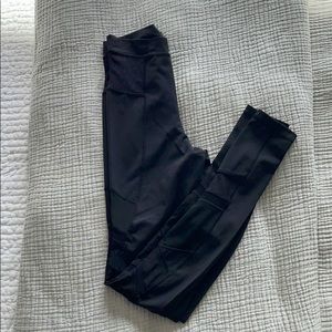 LuluLemon full length mesh panel leggings